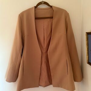 Elegant Tan Women's Blazer